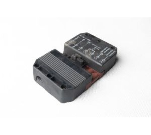 Розетка 7-полюсная Gökçe 0319715