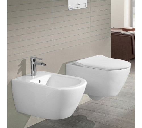 Унитаз подвесной Villeroy & Boch Subway 2.0 DirectFlush с сиденьем Soft Closing 5614R201