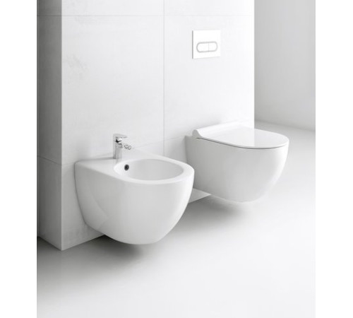 Унитаз подвесной RAVAK Uni Chrome RimOFF безободковый белый X01535