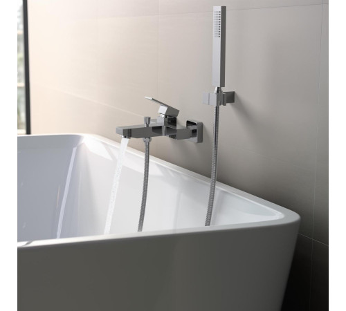 Смеситель для ванны Aquanet Libra с душевым набором 1jet AQ1649CR