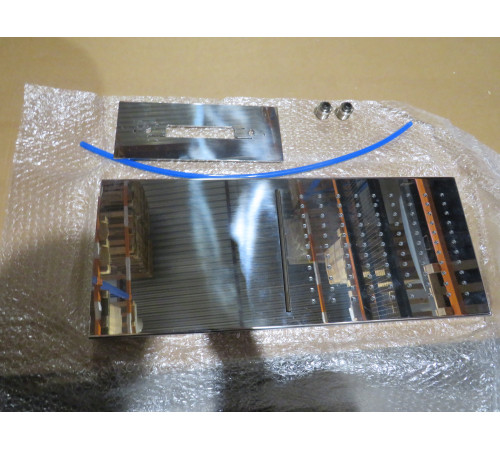 Верхний душ Bossini Manhattan-2 500 x 200 x 24 мм 2 режима хром I00570.030