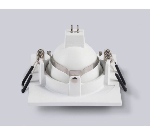 Встраиваемый светильник Ambrella Light TN TN102817