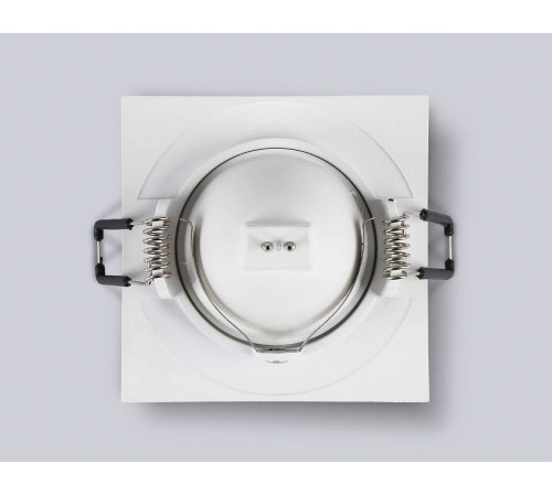 Встраиваемый светильник Ambrella Light TN TN102817