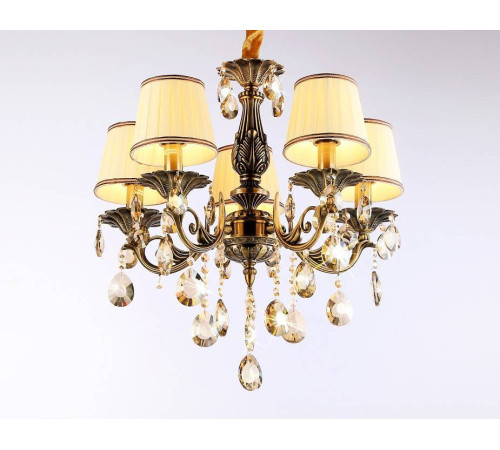 Подвесная люстра Ambrella Light TR TR4577