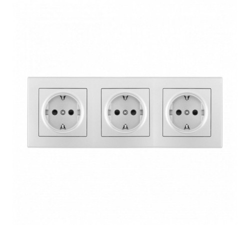 Розетка с заземлением и со шторкой Arte Milano SET06-3 SET06-3-40-1x3 silver