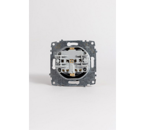 Розетка с заземлением, без рамки Elbi Eleсtriс Zena Vega 609-011100-217