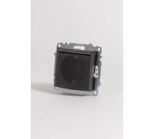 Розетка с заземлением и со шторкой, без рамки с крышкой Elbi Eleсtriс Zena Vega 609-011100-219