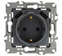 Розетка с заземлением и со шторкой и 2хUSB, без рамки Эра Эра 12 12-4109-12