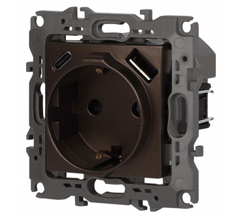 Розетка с заземлением и со шторкой и 2хUSB, без рамки Эра Эра 12 12-4108-13