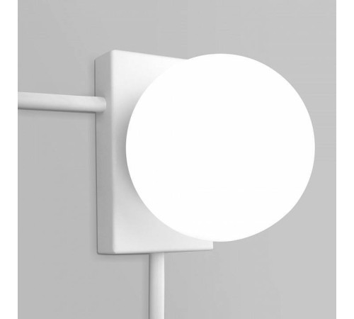 Бра Eurosvet Fredo 40035/1 белый