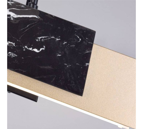 Бра Favourite Magestic 4110-1W