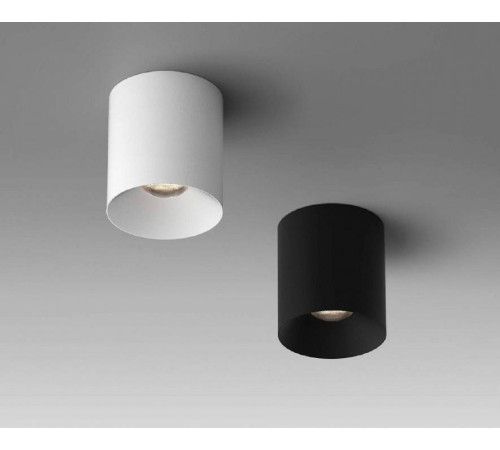 Накладной светильник Italline IT02-027 IT02-027 black 3000K