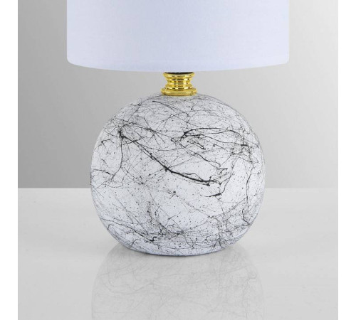 Настольная лампа декоративная Lumion VILANA 8166/1T