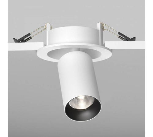 Встраиваемый светильник на штанге Maytoni FOCUS LED C071CL-7W4K-WB