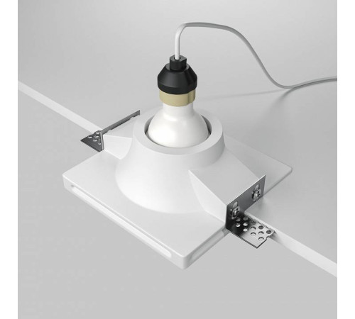 Встраиваемый светильник Maytoni Gyps Modern DL001-1-01-W-1