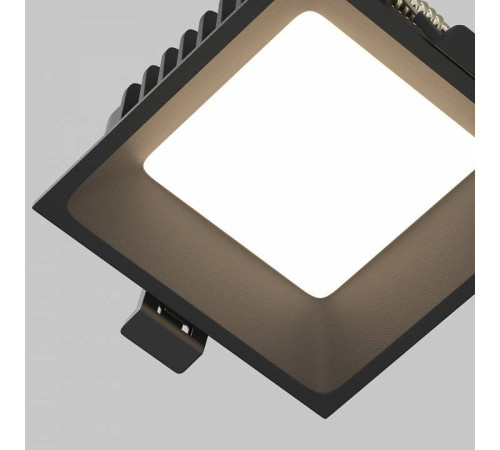 Встраиваемый светильник Maytoni Okno DL056-8W3-4-6K-B