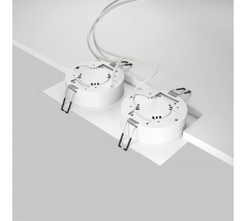 Встраиваемый светильник Maytoni Hoop DL086-02-GX53-SQ-W