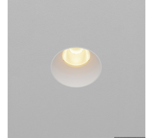 Встраиваемый светильник Maytoni DL119-10W-2.7K-TRS-W