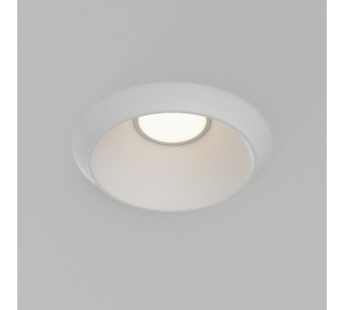 Встраиваемый светильник Maytoni Gyps Modern DL124-GU10-01-TRS-W