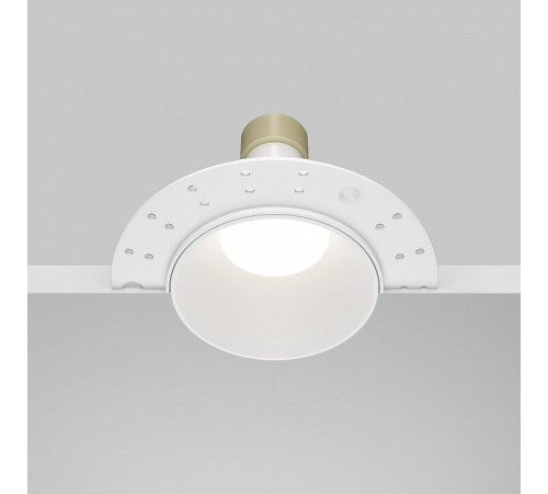Встраиваемый светильник Maytoni DL126-GU10-TRS-W