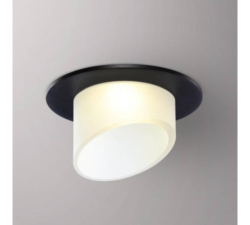 Встраиваемый светильник Novotech Lirio 370896