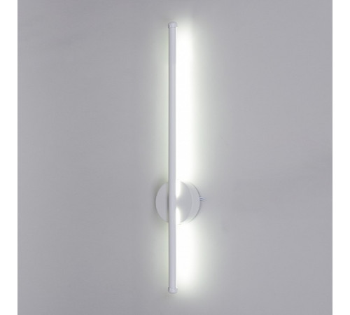 Бра Reluce 71054-0.2-600 WH