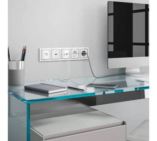 Розетка телефонная RJ-11 без рамки Werkel белый W1182001