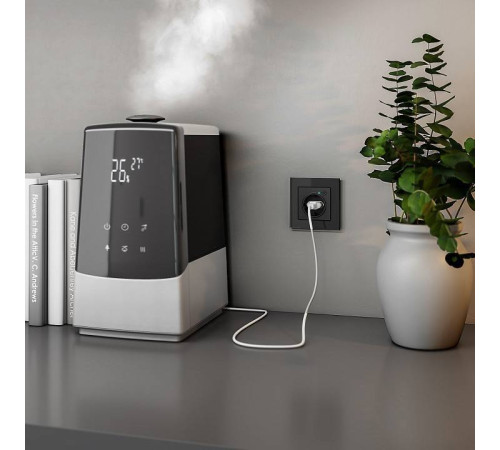 Розетка с заземлением и с шторками, без рамки с Wi-Fi Werkel черный матовый W1171608