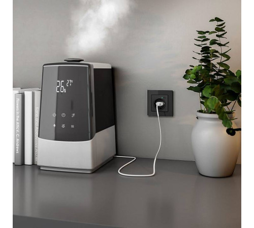 Розетка с заземлением и с шторками, без рамки с Wi-Fi Werkel черный матовый W1171608