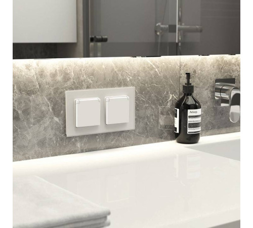 Рамка на 2 поста Werkel Senso белый soft-touch W0023101