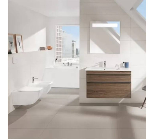 Унитаз подвесной Villeroy & Boch Venticello безободковый с сиденьем SlimSeat Line микролифт 4611RL01