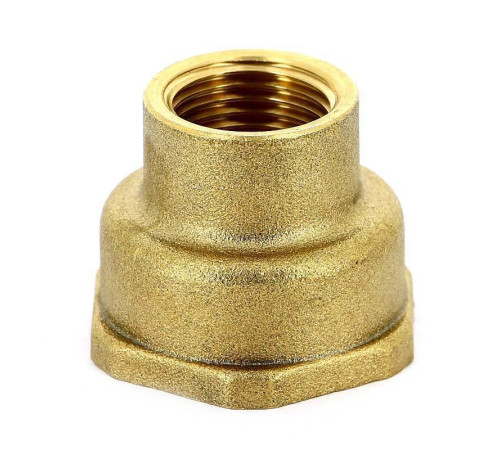 Муфта латунная Uni-Fitt 3/4 x 1/2 дюйма ВР-ВР 602G3200