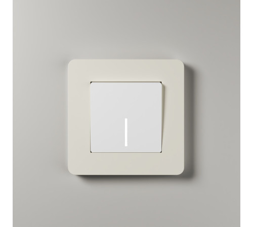 Рамка из поликарбоната на 1 пост Split айвори/белый, soft-touch W0013066