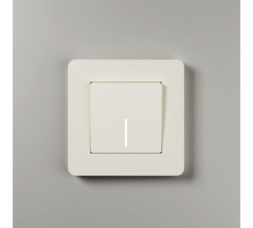 Рамка из поликарбоната на 1 пост Split айвори/белый, soft-touch W0013066