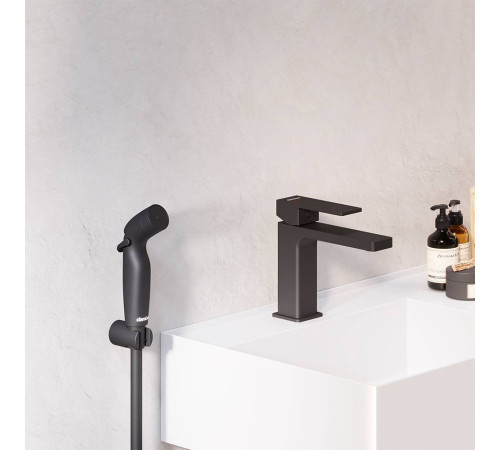 Смеситель для раковины AM.PM Gala с гигиеническим душем черный матовый F530300300