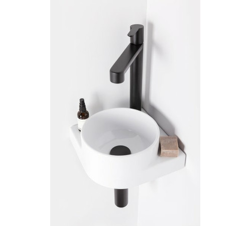 Смеситель для умывальника RAVAK Puri PU 015.20 высокий без донного клапана черный X070182