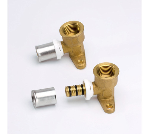 Водорозетка пресс латунная RIIFO Omni 16x1/2 BP L40.5 мм 1100046442