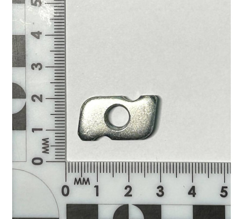 Гайка фигурная Duim M8 864F0800