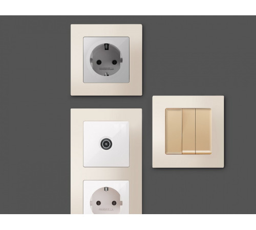 Рамка на 3 поста Ambrella Volt Techno AF220333