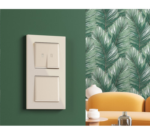 Рамка на 3 поста Ambrella Volt Techno AF220333