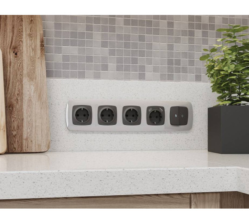 Накладка для розетки с заземлением и со шторками Ambrella Volt Quant OP9070