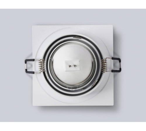 Встраиваемый светильник Ambrella Light TN TN102826