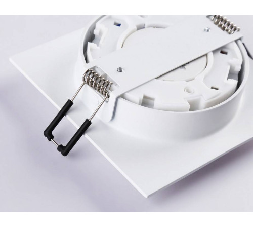 Встраиваемый светильник Ambrella Light TN TN5221