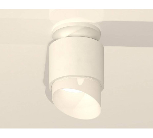 Накладной светильник Ambrella Light XS XS7510046