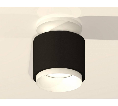 Накладной светильник Ambrella Light XS XS7511040