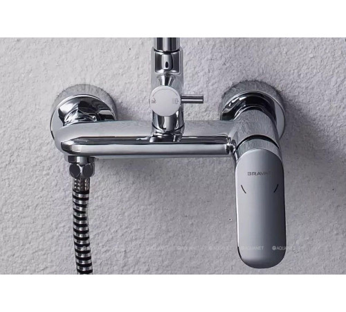 Душевая стойка со смесителем без излива Bravat Opal-C F9125183CP-A1-RUS