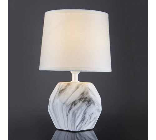 Настольная лампа декоративная Escada Marble 10163/T White