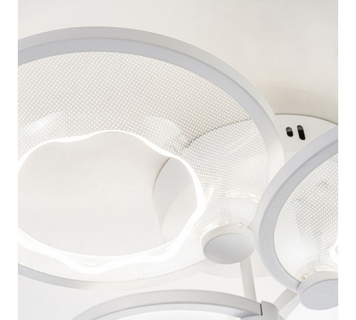 Потолочная люстра Escada QUASAR 10261/4LED