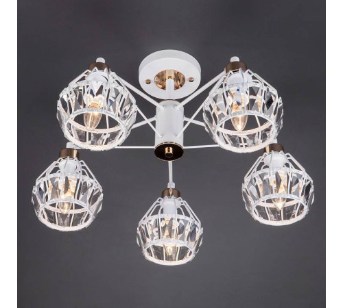 Люстра на штанге Eurosvet Lord 70075/5 белый