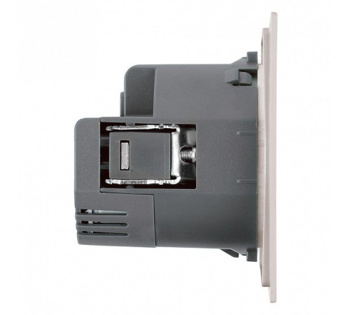 Розетка с заземлением и со шторкой и 2хUSB type A и C, без рамки Stekker Мия 50482